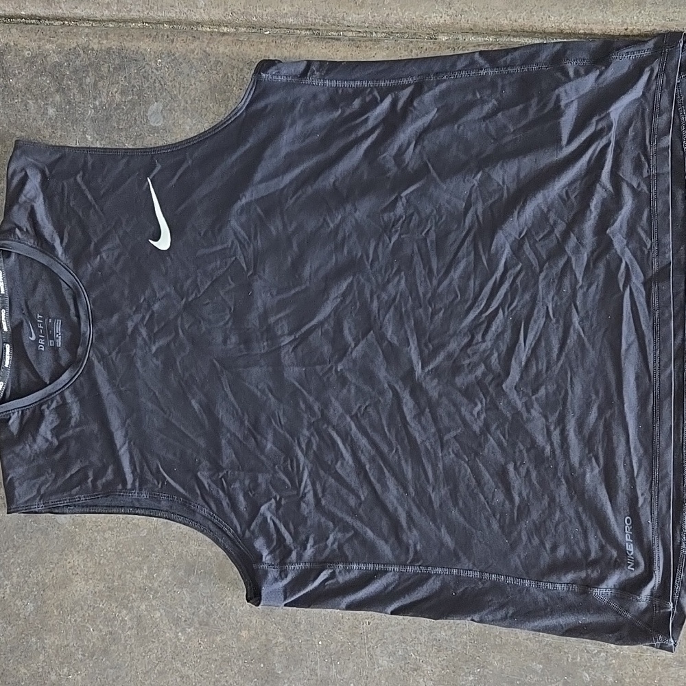 Nike pro sleeveless